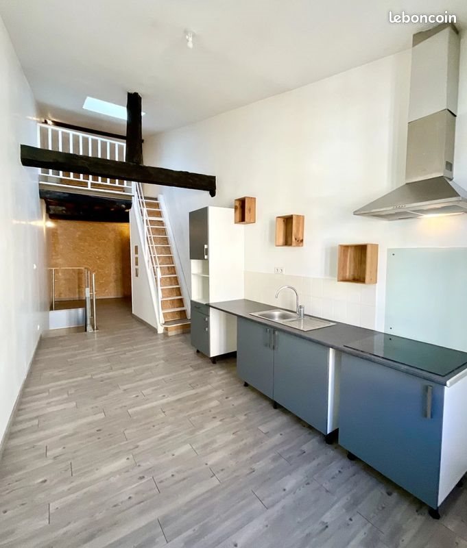 Appartement à louer, 33m², Réalmont