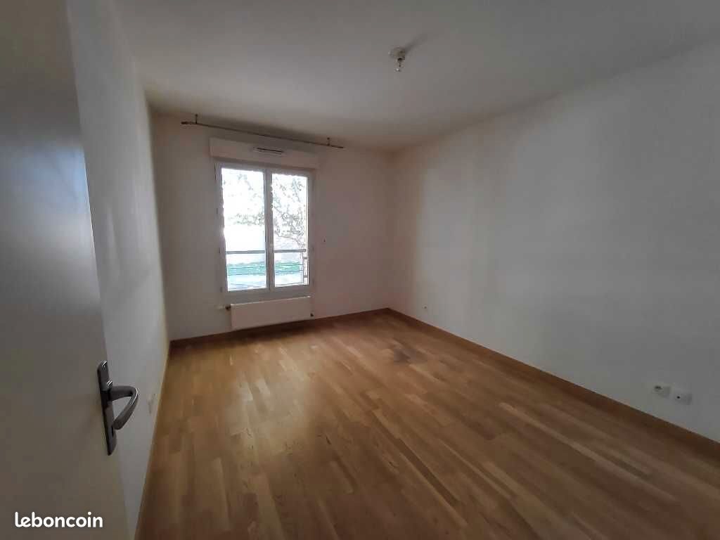 Appartement à louer, 68m², Saint-Pierre-de-Chandieu