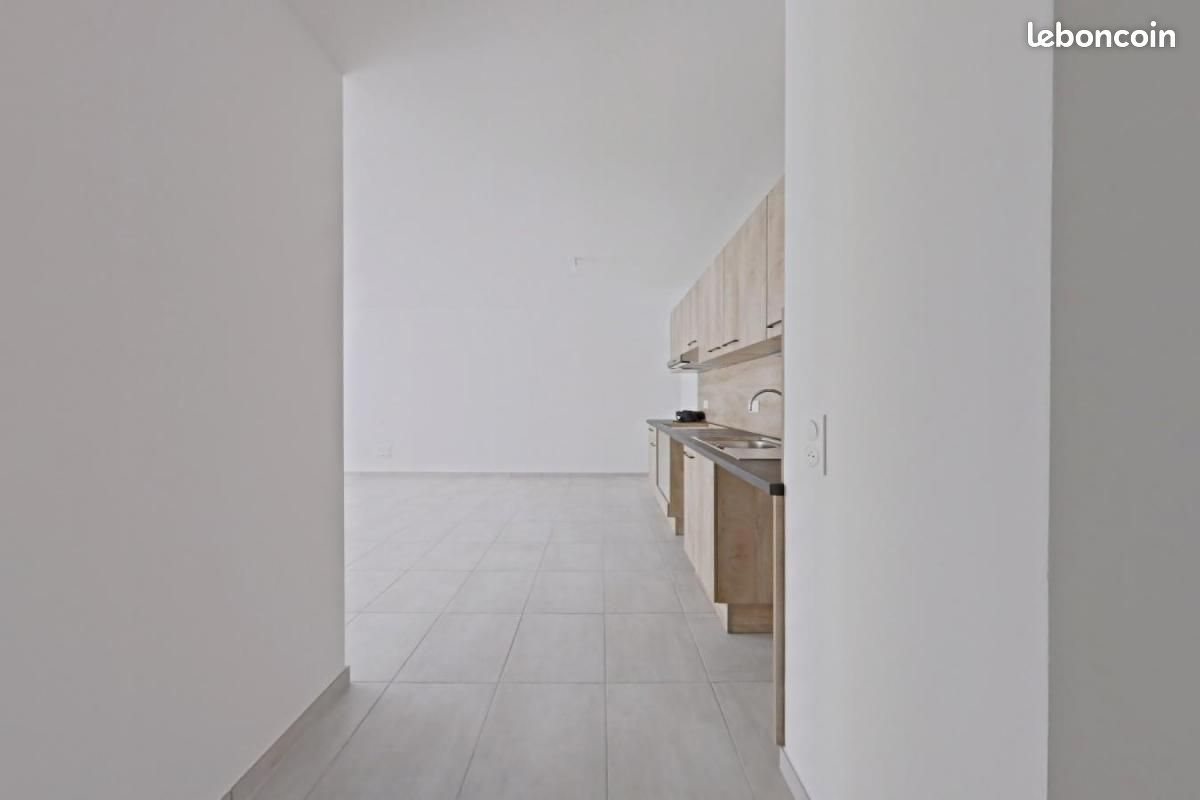 Appartement à louer, 64m², Nice