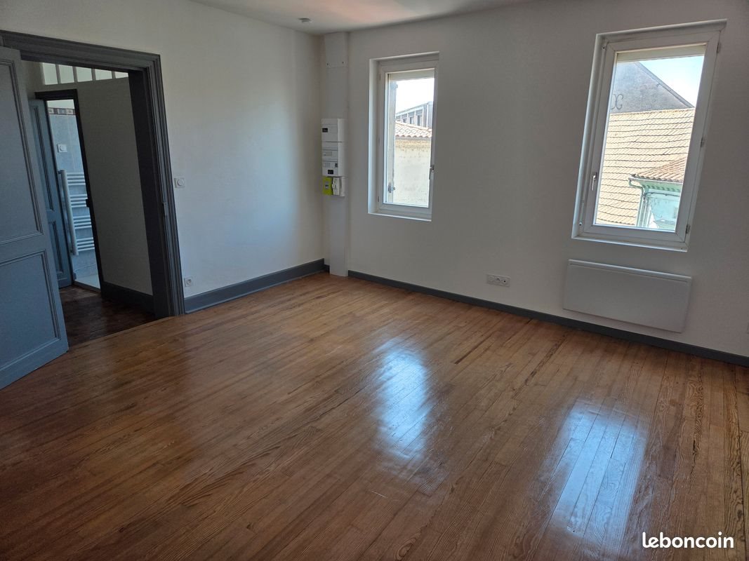 Appartement à louer, 40m², Montpon-Ménestérol