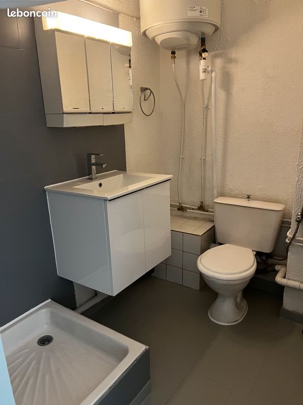 Appartement à louer, 20m², Nîmes