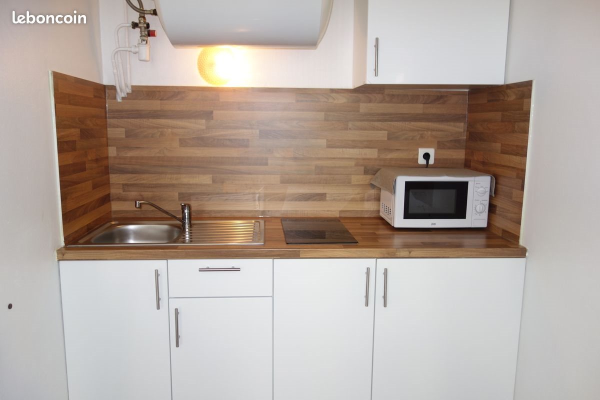 Appartement à louer, 17m², Paris 18ème