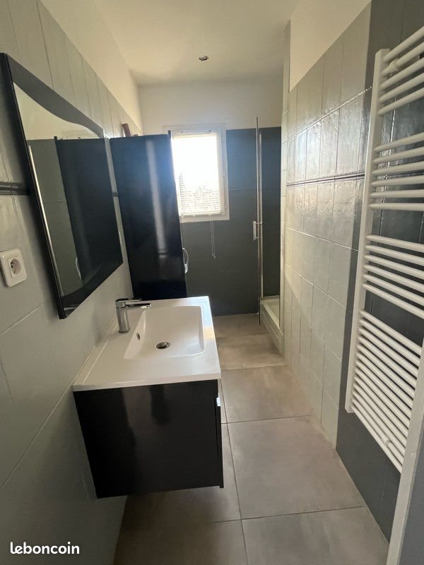 Appartement à louer, 56m², Jonquerettes