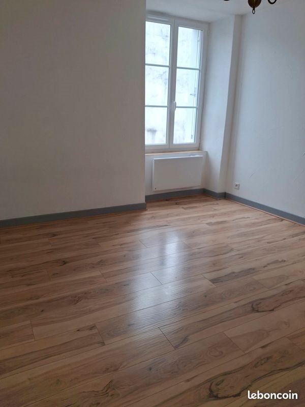 Appartement à louer, 55m², Meymac