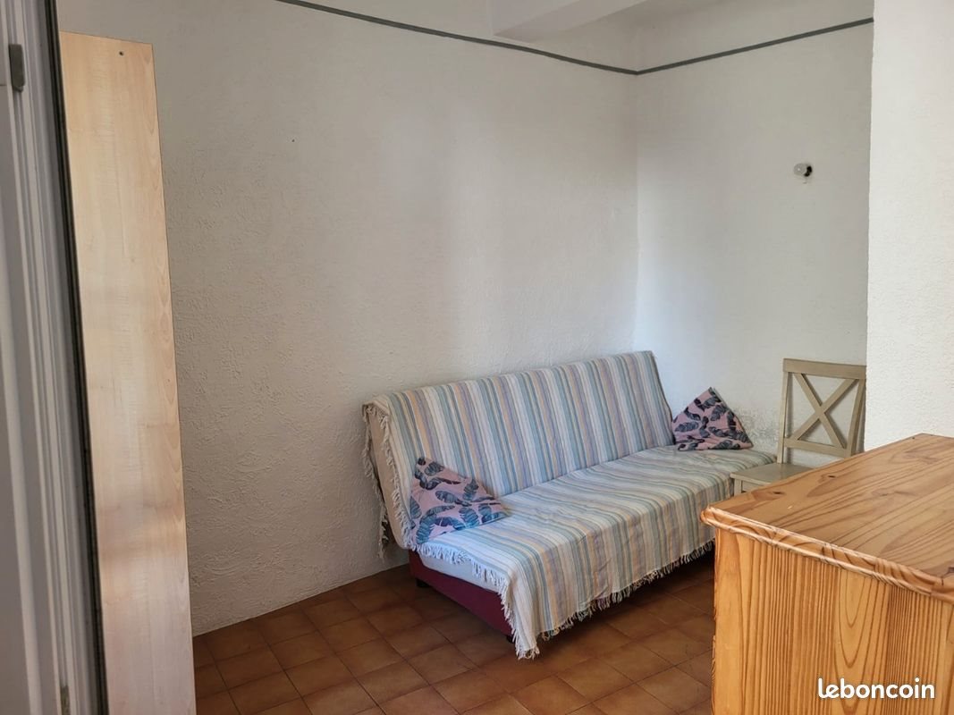 Appartement à louer, 26m², Solliès-Toucas