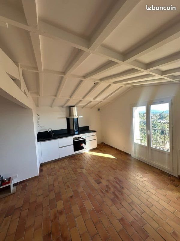 Appartement à louer, 30m², Tourrettes-sur-Loup