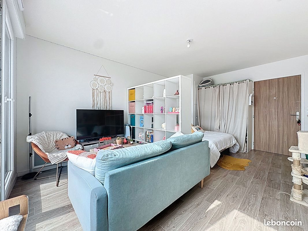 Appartement à louer, 27m², Carpiquet