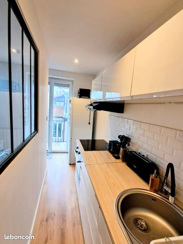Appartement à louer, 27m², Saint-Etienne