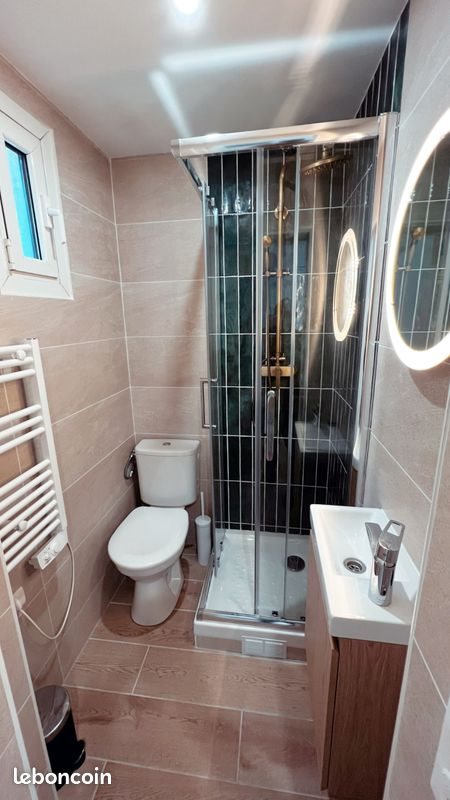 Appartement à louer, 19m², Paris 18ème