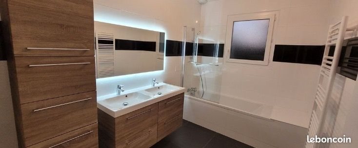 Maison à louer, 107m², Oloron-Sainte-Marie