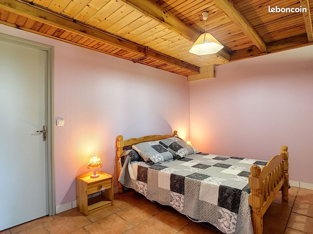 Appartement à louer, 40m², Allègre