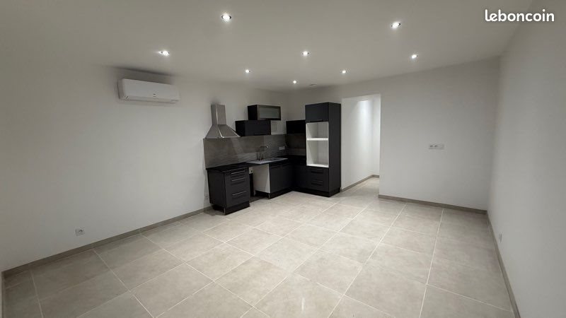 Appartement à louer, 61m², Alès