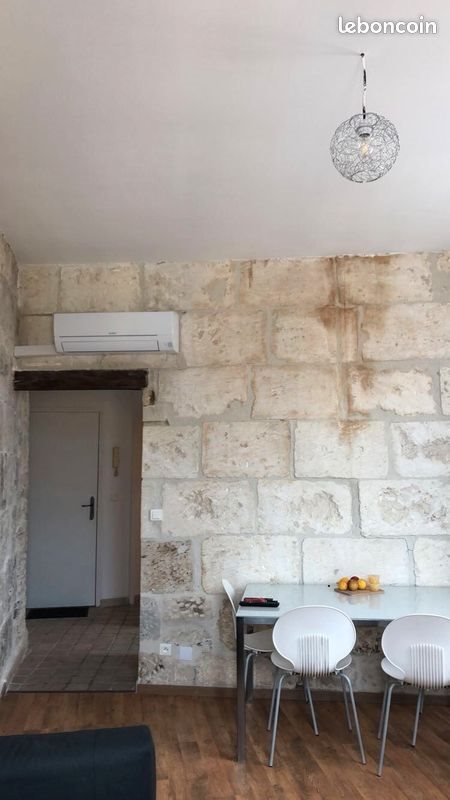 Appartement à louer, 33m², Nîmes