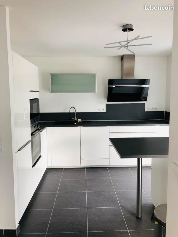 Appartement à louer, 65m², Bonneville