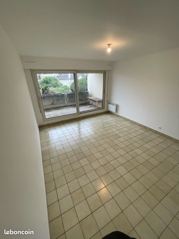 Appartement à louer, 27m², Chaville