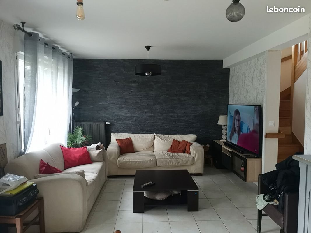 Maison à louer, 91m², Brécé