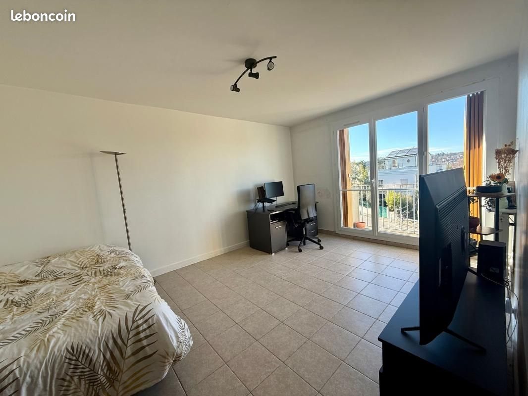 Appartement à louer, 32m², Clamart