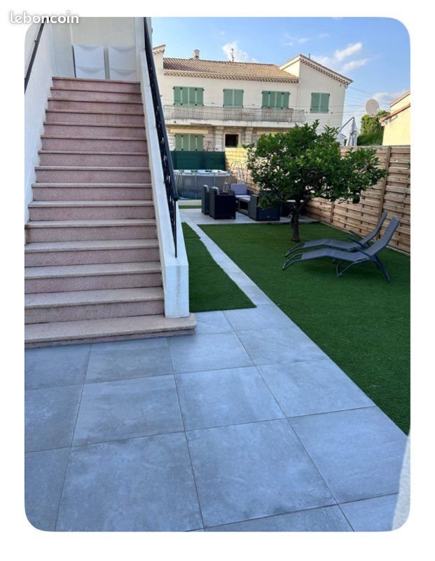 Maison à louer, 90m², Saint-Laurent-du-Var