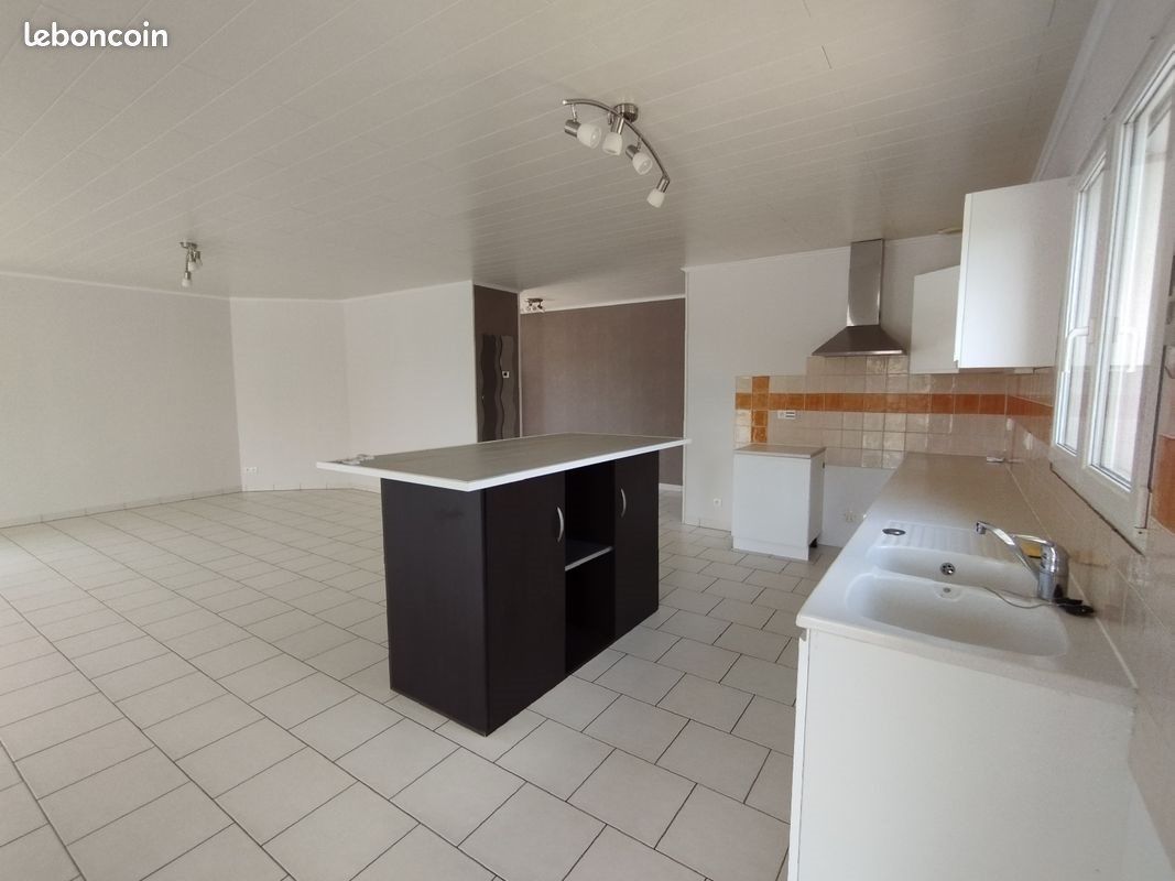 Maison à louer, 135m², Brioude