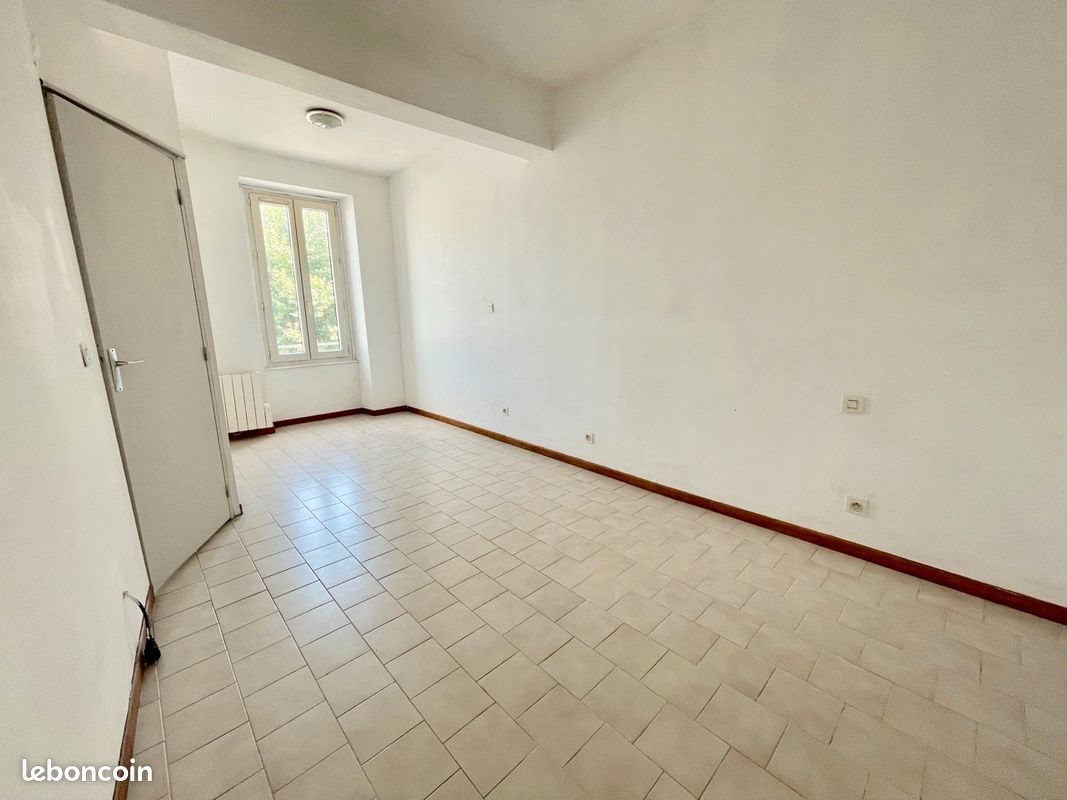 Appartement à louer, 43m², Sainte-Livrade-sur-Lot