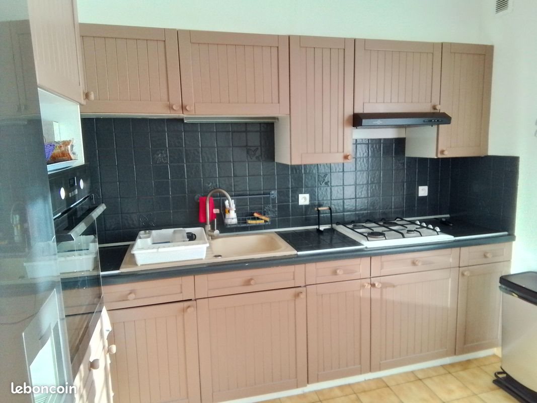 Appartement à louer, 60m², Oraison