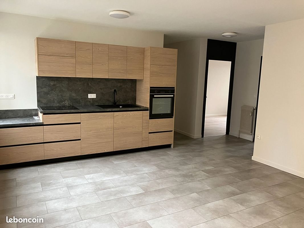 Appartement à louer, 67m², Roanne