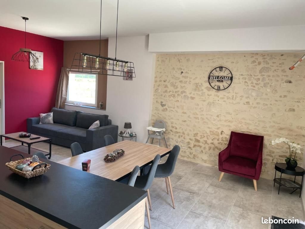Maison à louer, 70m², Nieul-le-Virouil
