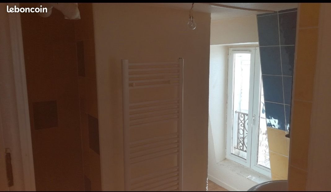 Appartement à louer, 40m², Lézinnes
