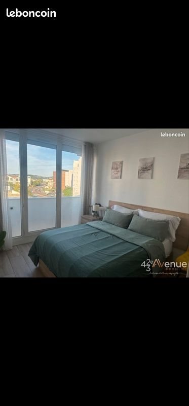 Appartement à louer, 80m², Saint-Etienne