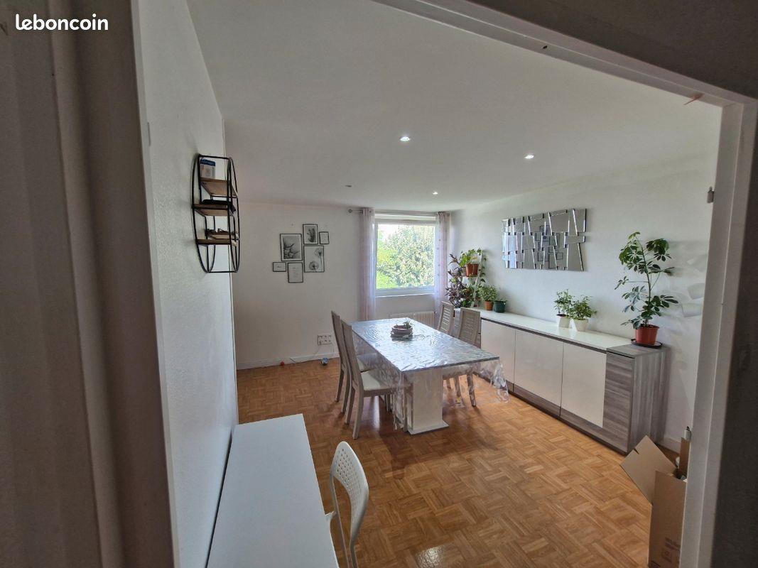 Appartement à louer, 90m², Saint-Etienne