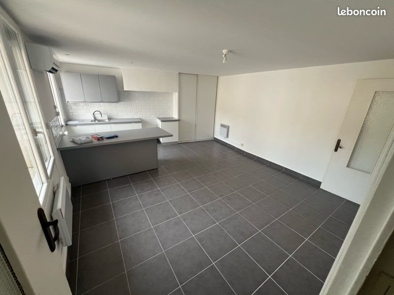 Maison à louer, 60m², Marguerittes