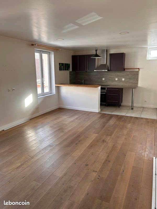 Appartement à louer, 67m², Meulan