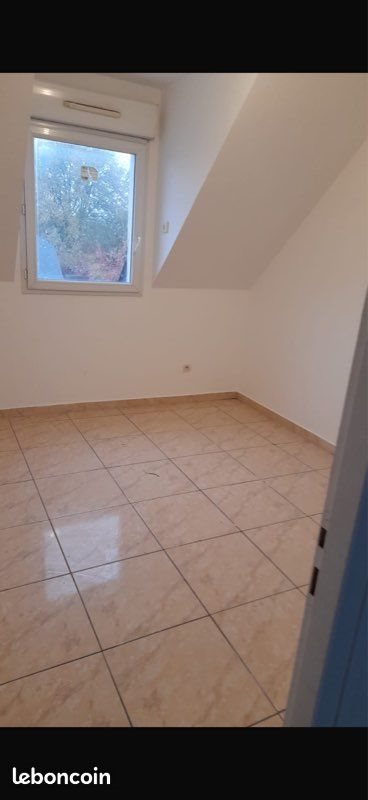 Maison à louer, 125m², Segré-en-Anjou Bleu