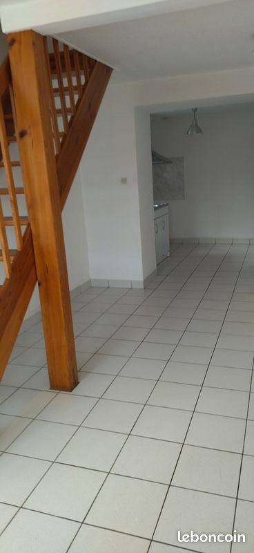 Appartement à louer, 50m², Saint-Martin-la-Sauveté