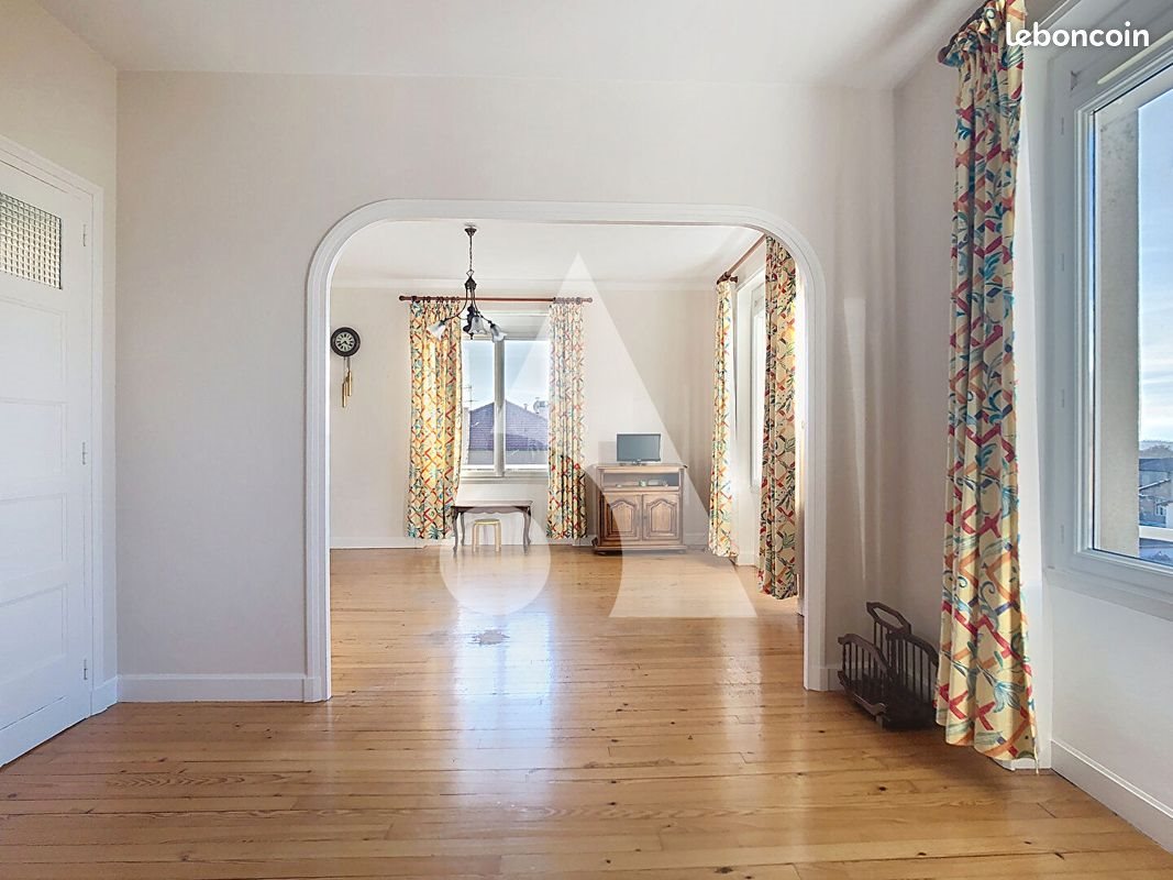 Appartement à vendre, 84m², Saint-Symphorien-sur-Coise