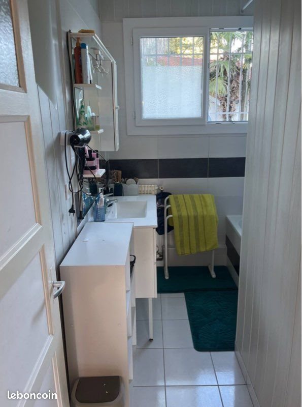 Appartement à louer, 80m², Billère