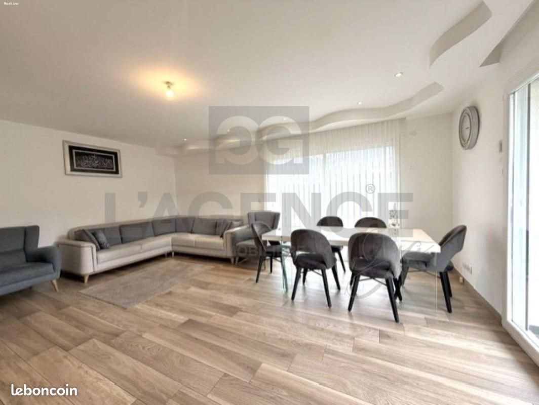 Maison à vendre, 131m², Marnaz