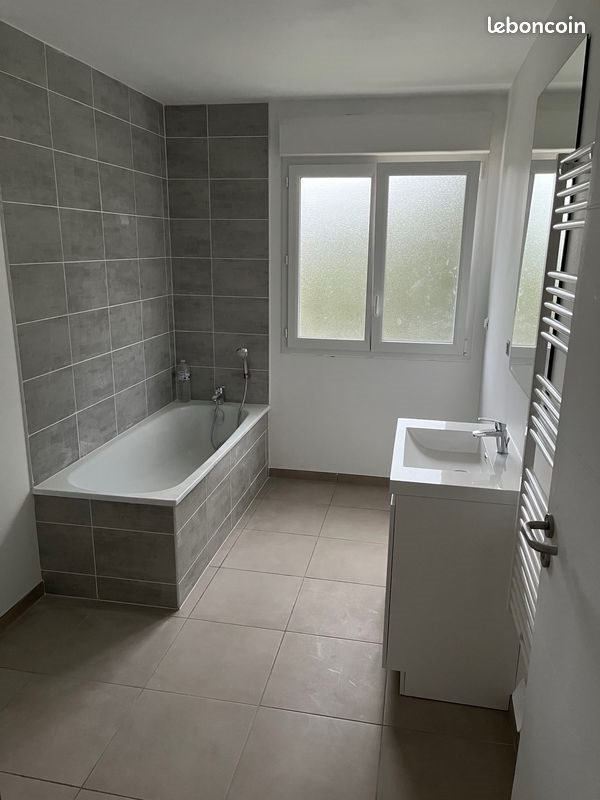 Maison à louer, 94m², Treillières