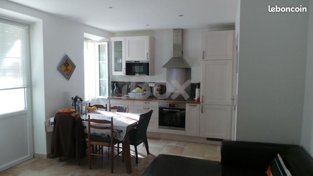 Appartement à louer, 42m², Le Revest-les-Eaux