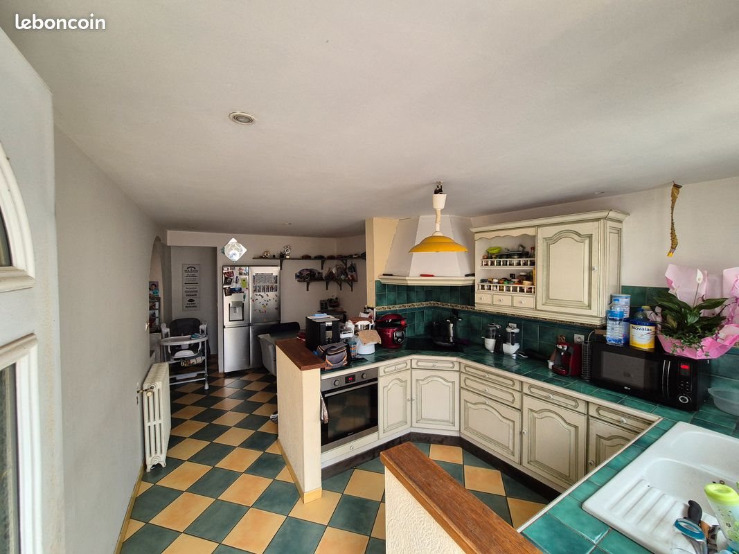 Maison à vendre, 160m², Chef-Boutonne