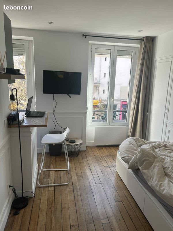 Appartement à louer, 14m², Paris 18ème