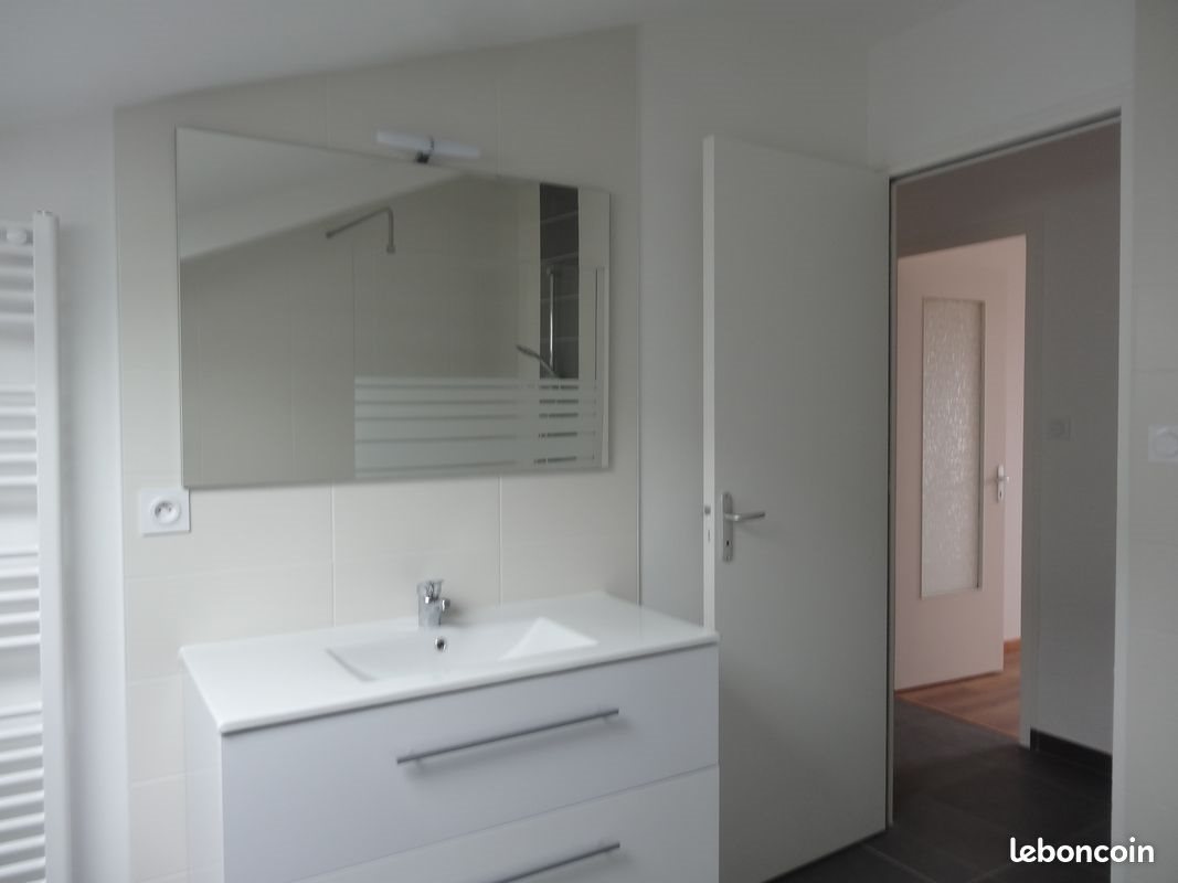 Maison à louer, 135m², Saint-Rémy-du-Plain