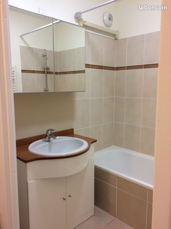 Appartement à louer, 54m², Belley