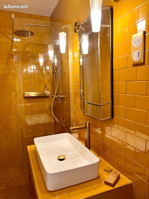 Appartement à louer, 26m², Marseille 8ème