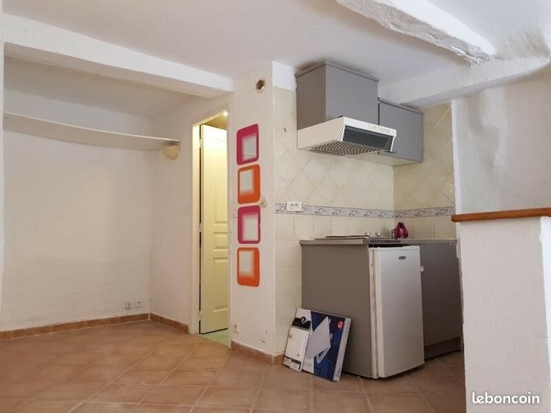 Appartement à louer, 24m², Saint-Maximin-la-Sainte-Baume