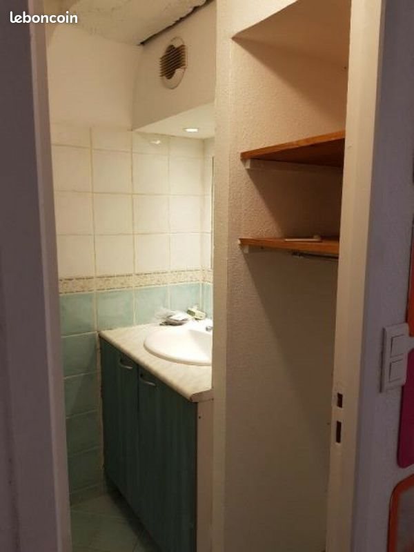 Appartement à louer, 24m², Saint-Maximin-la-Sainte-Baume