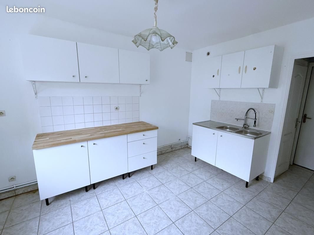 Maison à louer, 109m², La Fère