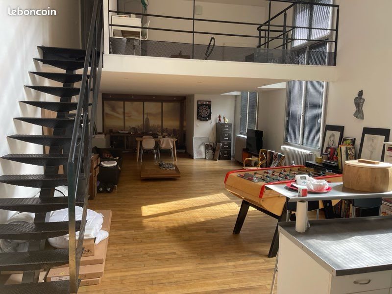 Appartement à louer, 150m², Sedan