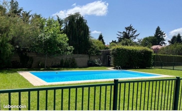 Appartement à louer, 68m², Riorges