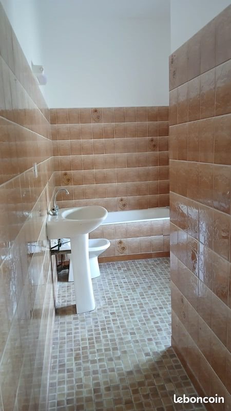 Maison à louer, 87m², Fougères